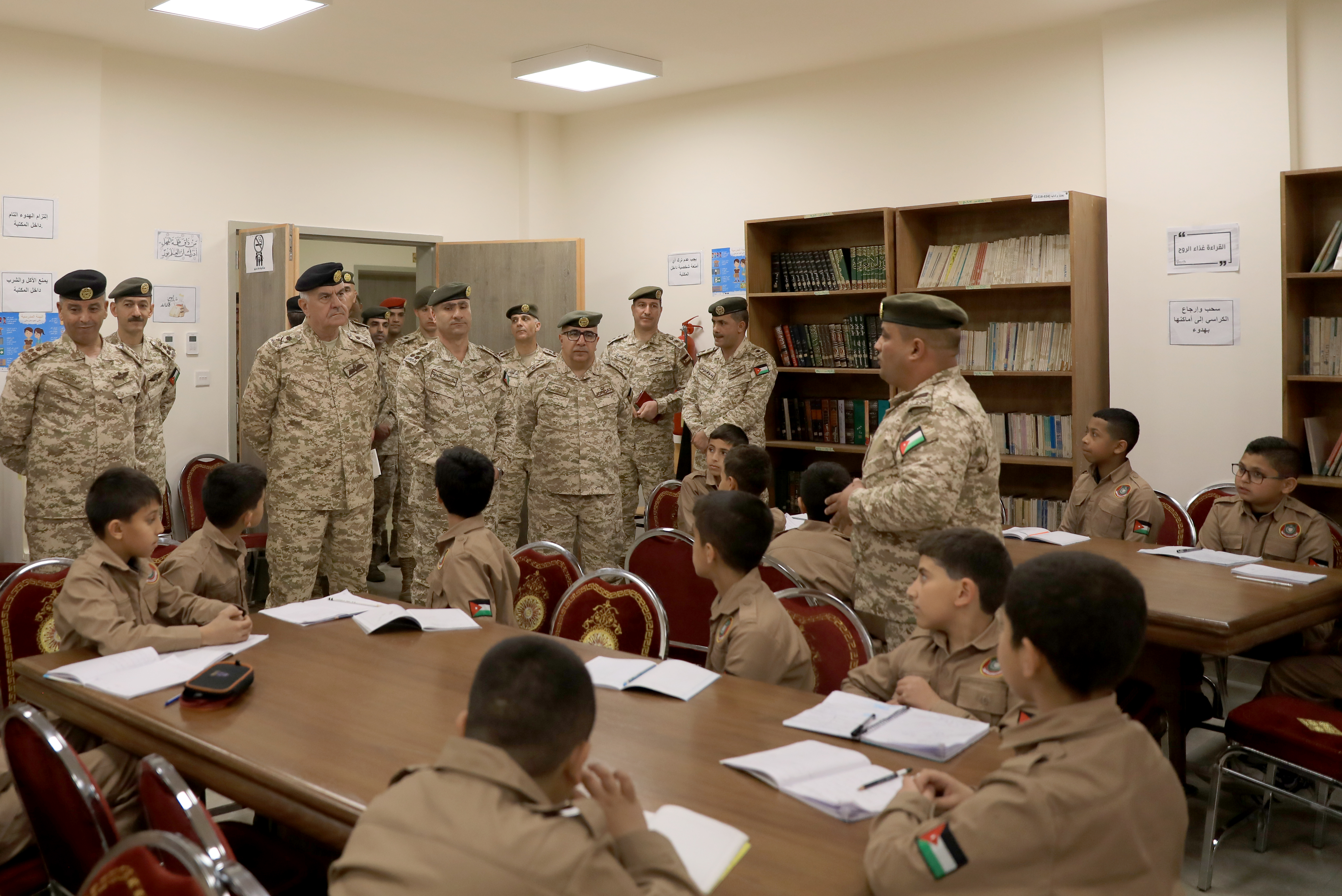 رئيس هيئة الأركان المشتركة يفتتح مجمع مدارس الغباوي .. صور 