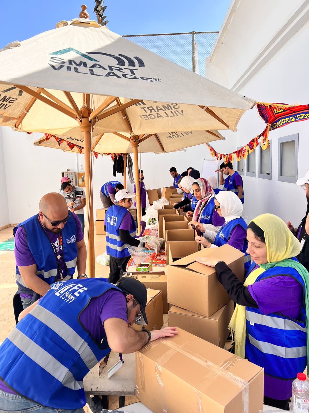 متطوعو فيديكس ينشرون السعادة بتعبئة وتوزيع أكثر من 2,300 طرد مساعدات في الشرق الأوسط وشمال أفريقيا خلال رمضان    