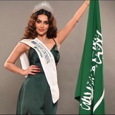 بالصور :- سندريلا السعودية رومي القحطاني تترشح في مسابقة ملكة جمال الكون كأول سعودية في مجال الأزياء 