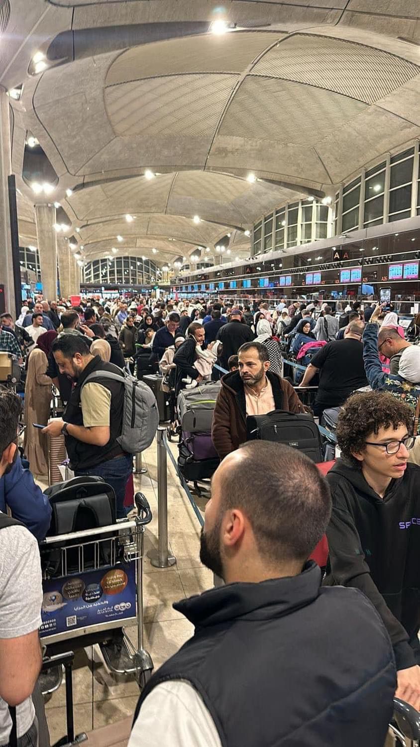 صور من مطار الملكة علياء الدولي بعد قرار إغلاق المجال الجوي الأردني 