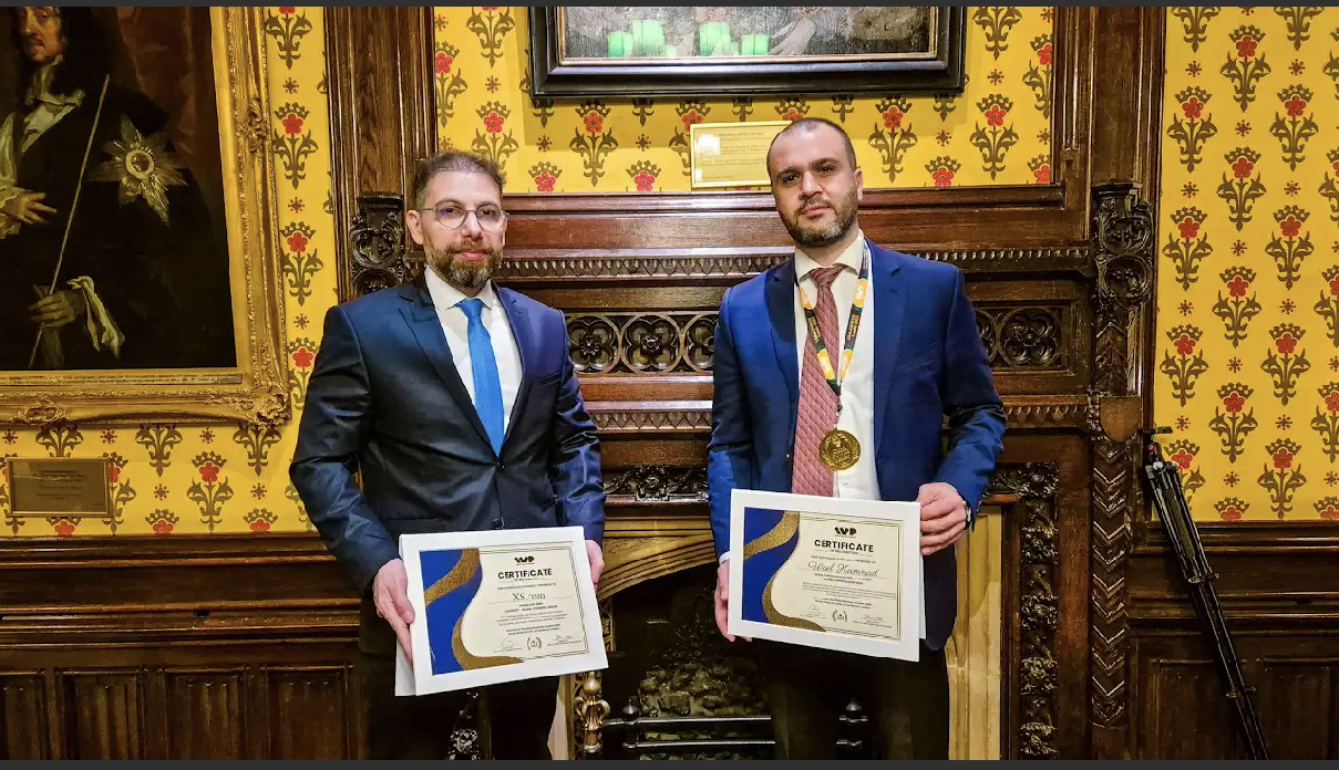 إكس أس تحصد ثنائية من الجوائز في ملتقى الاعمال العالمي بمجلس اللوردات البريطاني