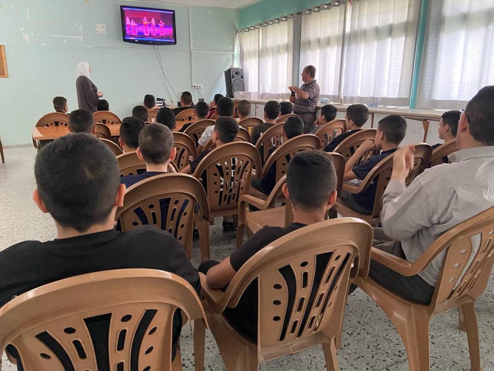 بمناسبة يوم الطفل الفلسطيني ــ سلطة جودة البيئة تنظم برنامج توعية بيئية تفاعلي لطلبة مدارس الأونروا