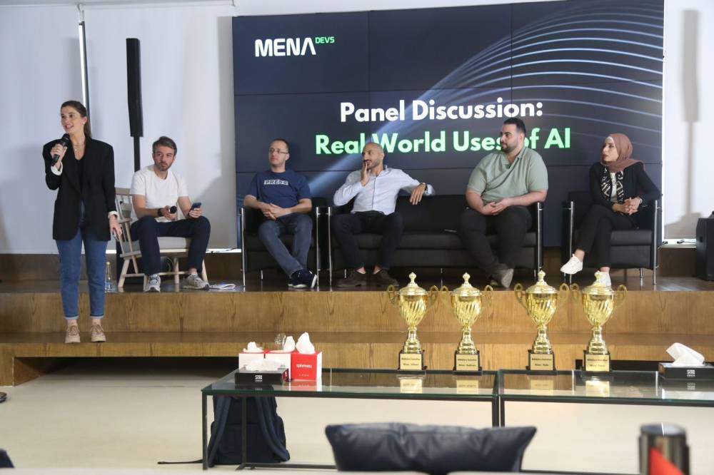 برنامج Jordan Source شريك الابتكار الرقمي الرسمي لهاكاثون الذكاء الاصطناعي التوليدي التابع لشركة MENADevs