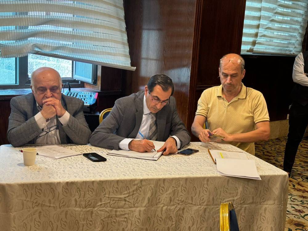 في عيد العمال حزب العمال يجدد قياداته