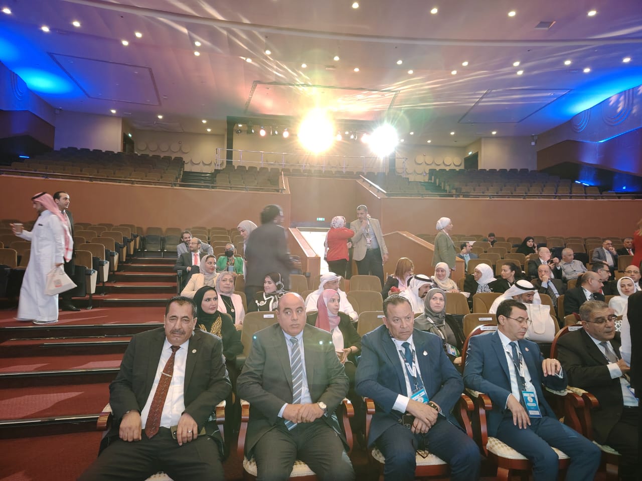 الدكتور شكري المراشده الشخصية البارزة للعام 2024 في مؤتمر معامل التأثير العربي التاسع في أبو ظبي