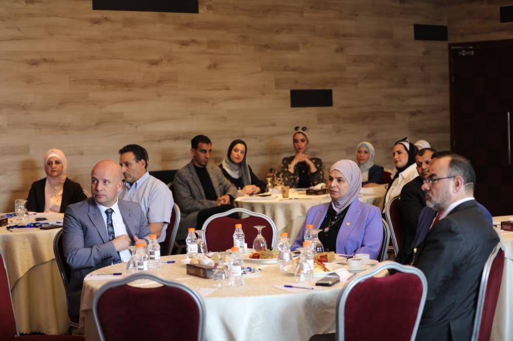 مركز تطوير الأعمال - BDC ينهي بنجاح تدريب المدربين لبرنامج STEP