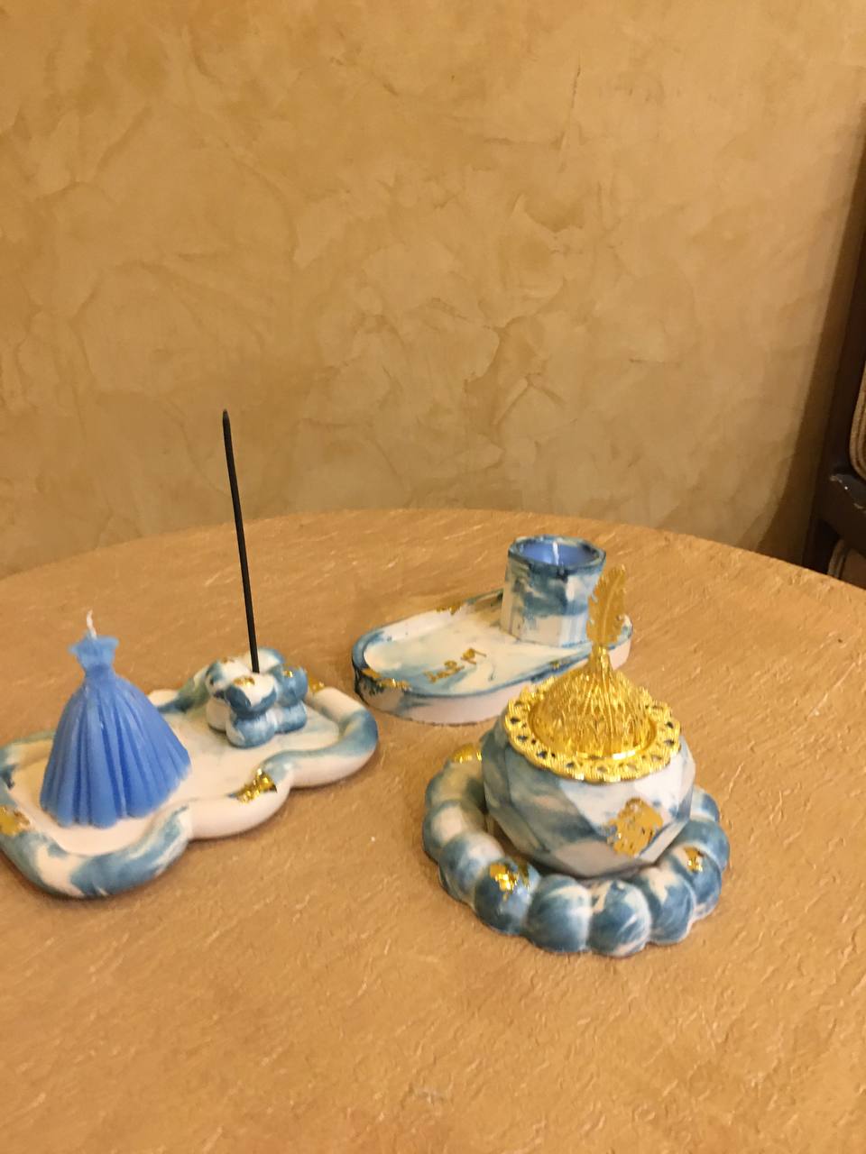 مبدعات من حلاوة صنعن إنتاجهن بماء من ذهب 