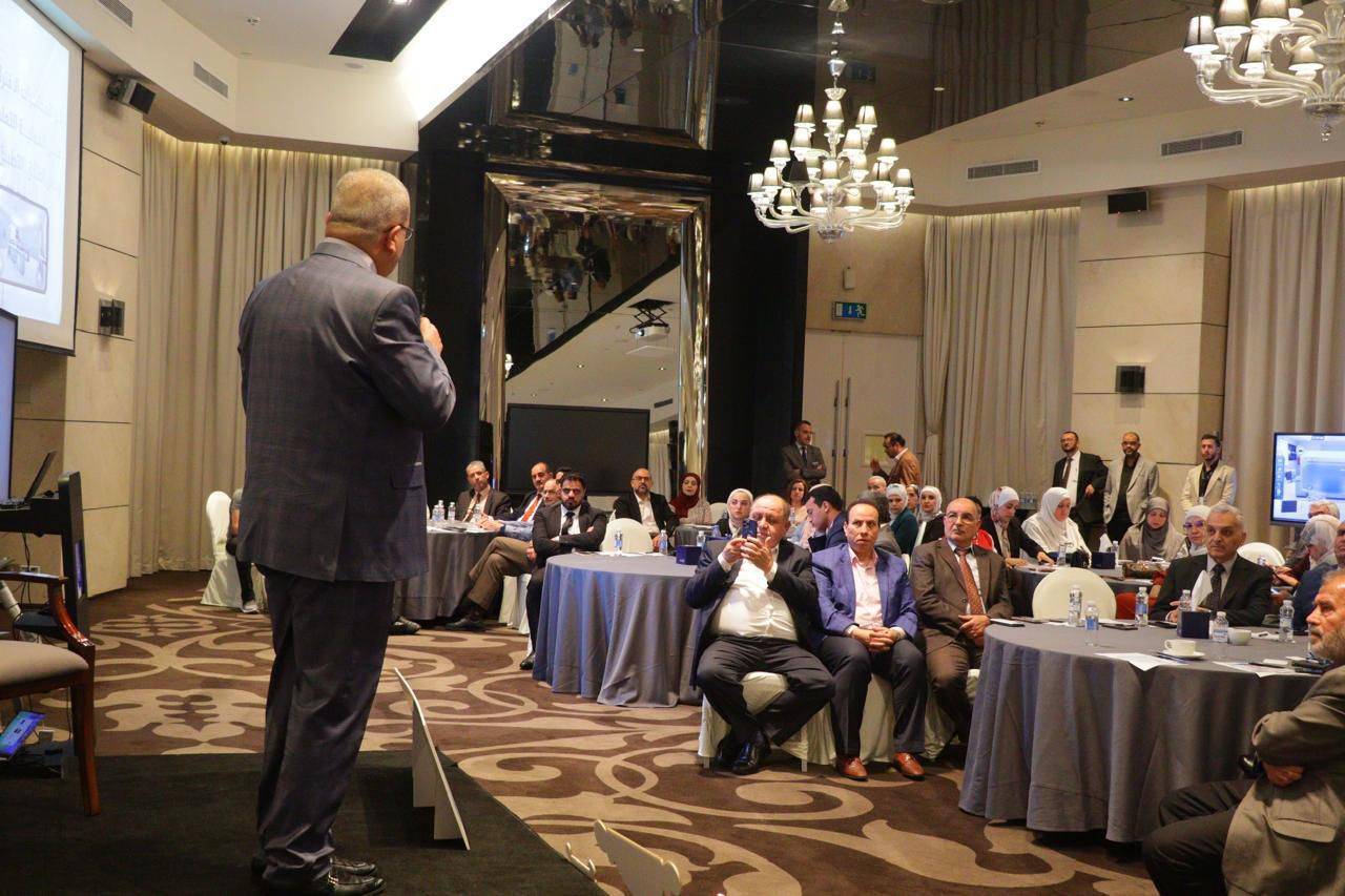 عبيدات يرعى مؤتمر جسور لابس: المختبرات الافتراضية وإطلاق تطبيقها الذكي