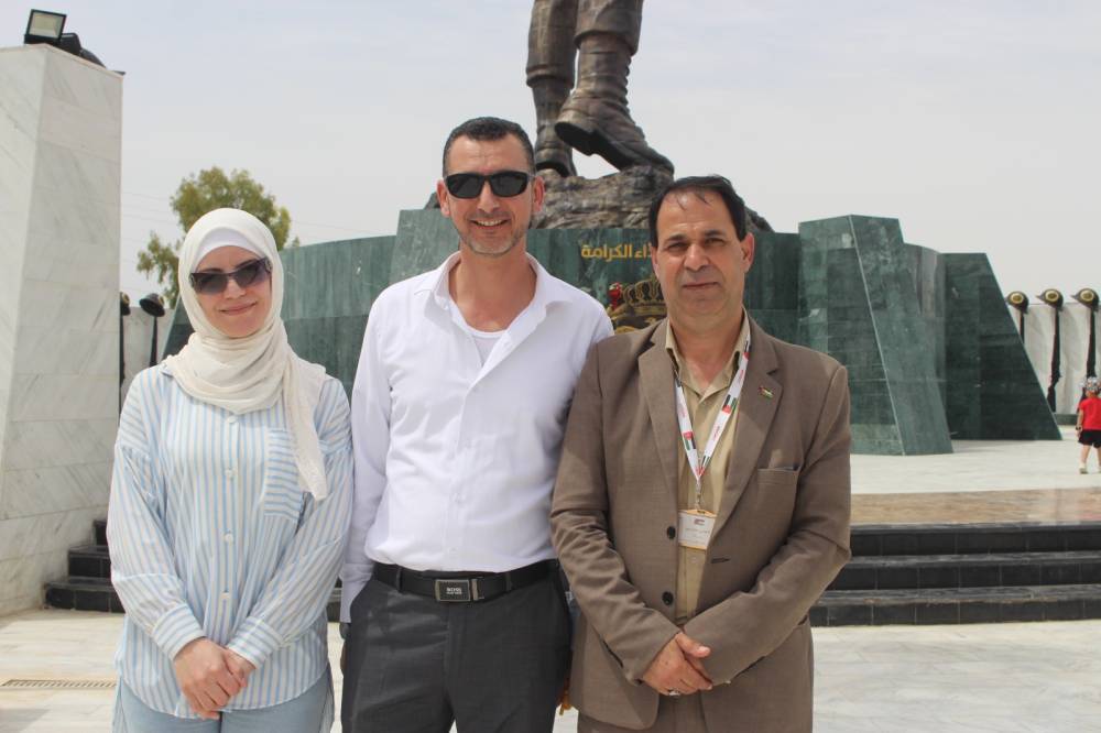 مبادره نشميه وطن تقيم حفلها الرابع بمناسبه يوم العلم واليوبيل الفضي