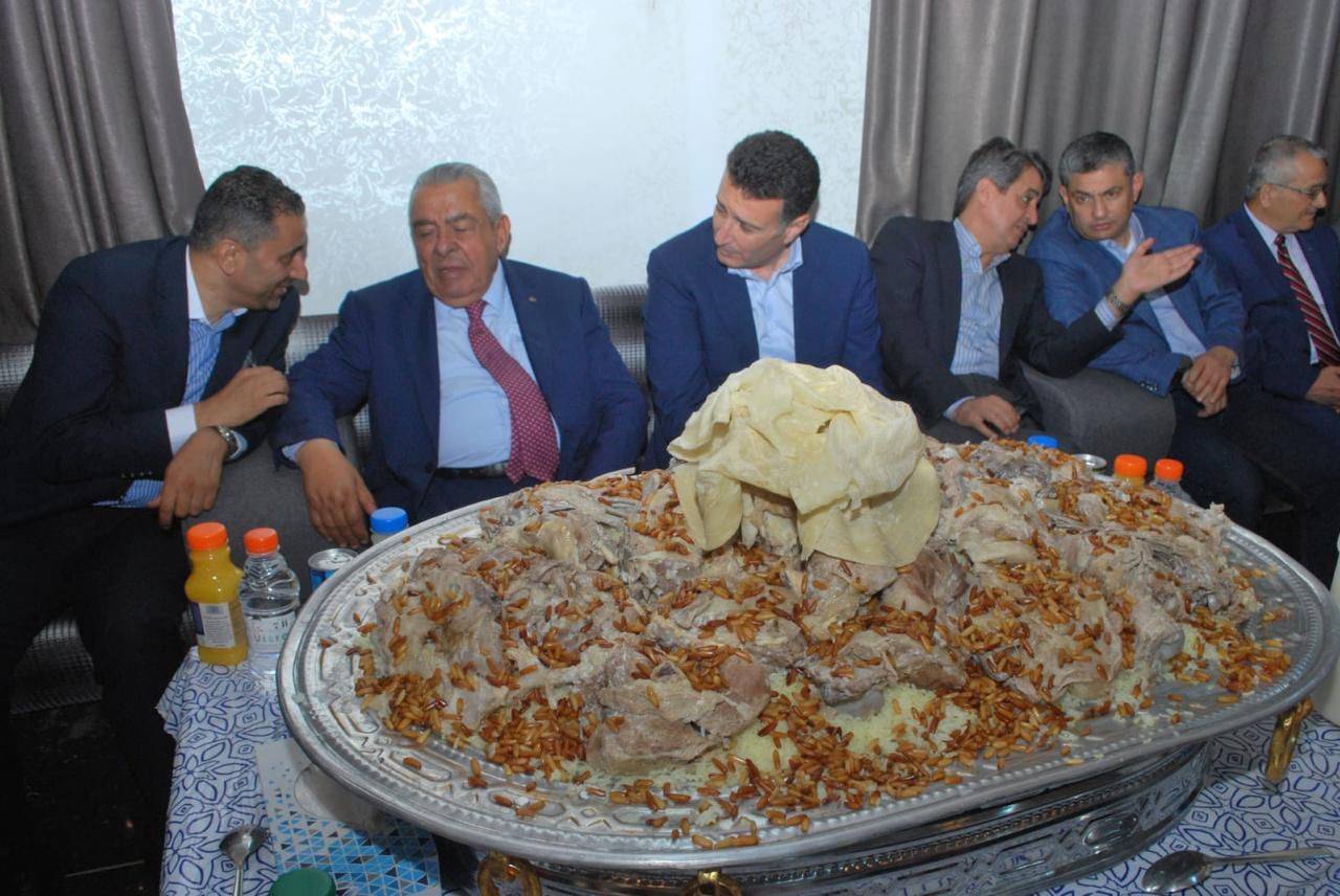 دولة الدكتور عبدالرؤوف الروابدة في ضيافة الدكتور محمد عبد الستار جرادات .. صور  