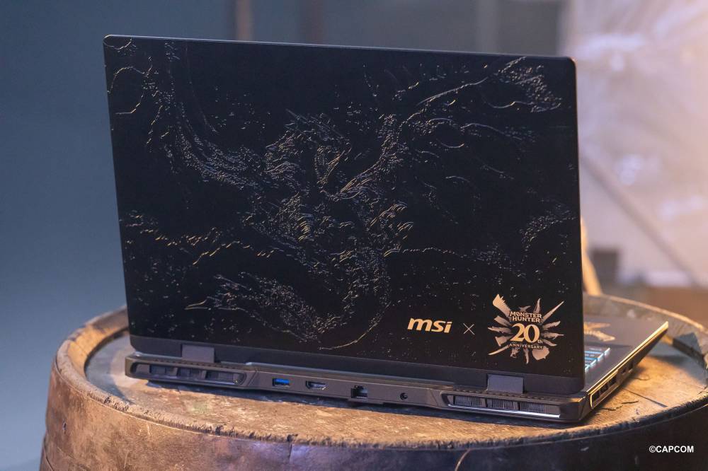 MSI تكشف عن الجيل الجديد من أجهزة الكمبيوتر المحمولة للاعبين والمبدعين: Raider 18 HX A14V، وTitan 18 HX A14V، وCrosshair 16 HX Monster Hunter™ Edition