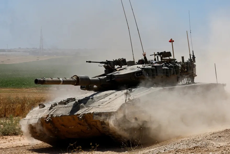 خلافات الحكومة الإسرائيلية حول غزة تخرج إلى العلن