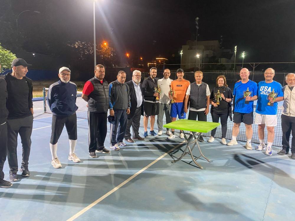 الرواشدة يتوج جابر و الراميني بكأس بطولة الاستقلال النادي التنس