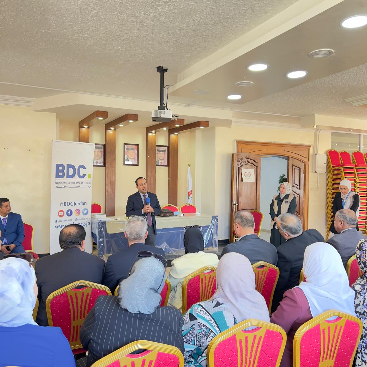 مركز تطوير الأعمال - BDC يختتم برنامج تدريب لتطوير مهارات ريادة الأعمال والإدارة المالية لجمعيات خيرية في الكرك