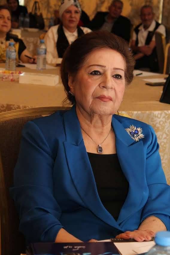 بمناسبة عيد الاستقلال واليوبيل الفضي وتحت رعاية سيدة المئوية فايزة الزعبي مجلة مال واعمال  تكريم نخبة من السيدات الرائدات في المجتمع