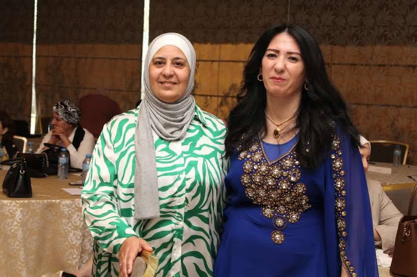 بمناسبة عيد الاستقلال واليوبيل الفضي وتحت رعاية سيدة المئوية فايزة الزعبي مجلة مال واعمال  تكريم نخبة من السيدات الرائدات في المجتمع