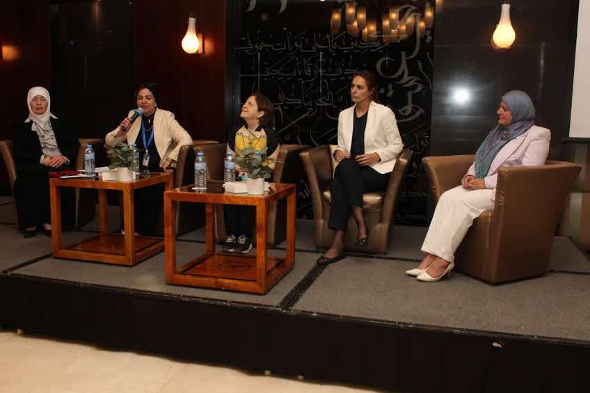 بمناسبة عيد الاستقلال واليوبيل الفضي وتحت رعاية سيدة المئوية فايزة الزعبي مجلة مال واعمال  تكريم نخبة من السيدات الرائدات في المجتمع