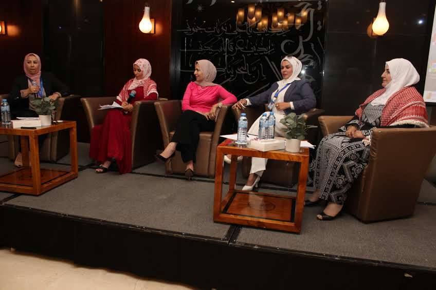 بمناسبة عيد الاستقلال واليوبيل الفضي وتحت رعاية سيدة المئوية فايزة الزعبي مجلة مال واعمال  تكريم نخبة من السيدات الرائدات في المجتمع