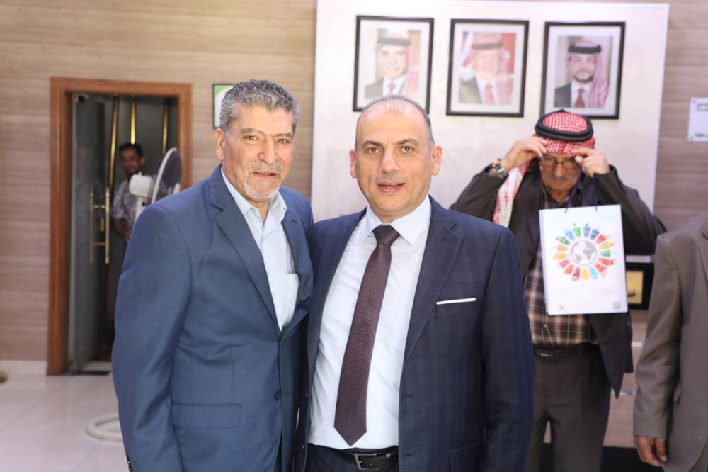 بمناسبة اليوبيل الفضي لتولي جلالة الملك عبدالله الثاني ابن الحسين سلطاته الدستورية   حداد يكرم متقاعدي البحوث الزراعية