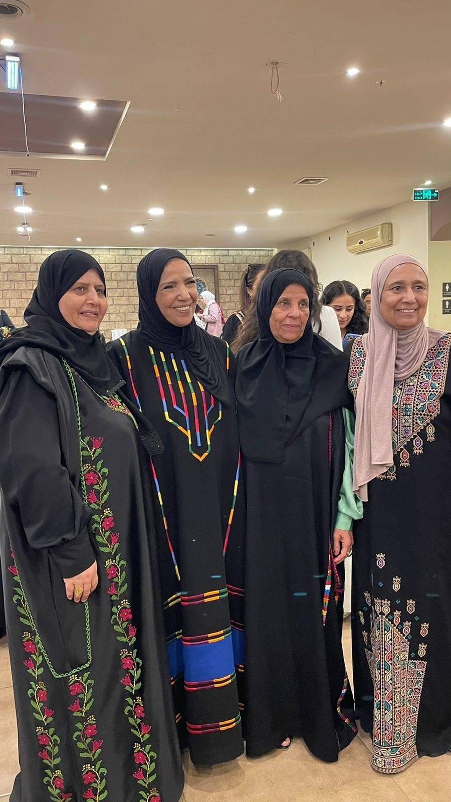 ملتقى اصايل الأردن لابسات المدارق يحتفل بالمناسبات الوطنية في مادبا 