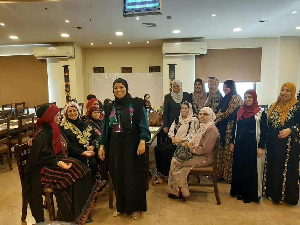 ملتقى اصايل الأردن لابسات المدارق يحتفل بالمناسبات الوطنية في مادبا 