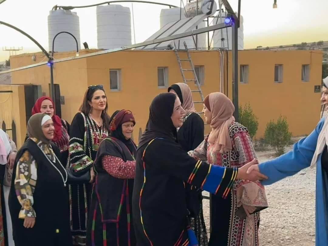 ملتقى اصايل الأردن لابسات المدارق يحتفل بالمناسبات الوطنية في مادبا 