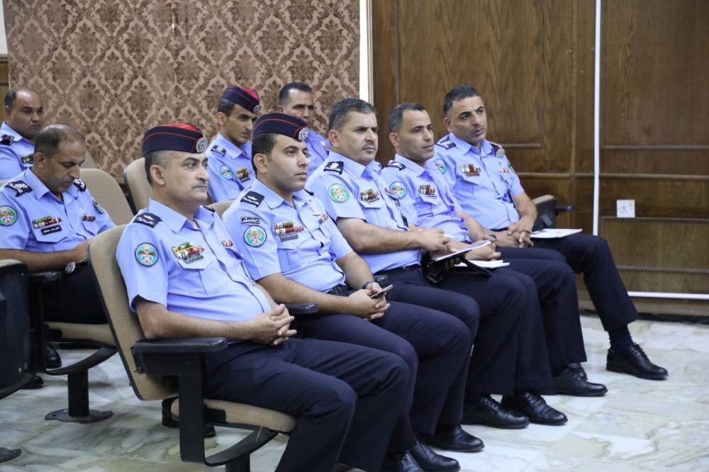 الشباب والشرطة المجتمعية تنظمان جلسة تعريفية بجائزة الحسين بن عبدالله للعمل التطوعي