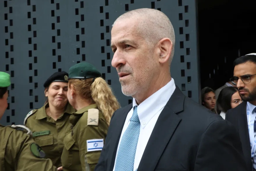 تلفزيون: رئيس جهاز الأمن الداخلي الإسرائيلي ينضم إلى محادثات وقف إطلاق النار