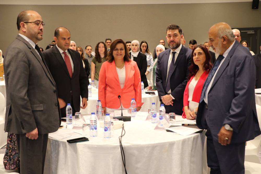 وزارة الاستثمار تنظم جلسة تشاورية لبحث الفرص الاستثمارية بقطاع الرعاية الصحية والصناعات الدوائية