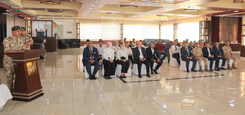 تخريج 40 موظف شاركوا في دورة تدريبية مكثفة بـ مهارات الضيافة في فندق القوات المسلحة