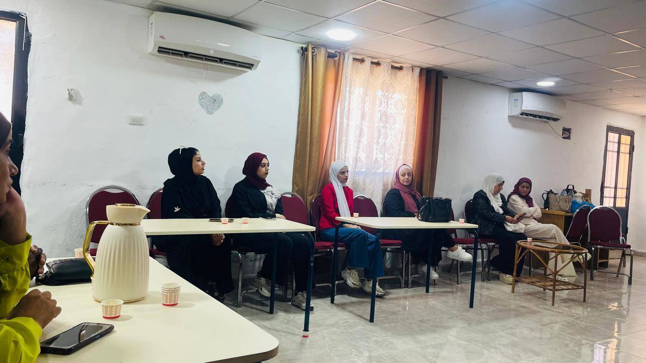 جلسة توعوية في في مركز الأميرة بسمة للتنمية البشرية /ماعين حول مشاركة المرأة السياسية والحزبية