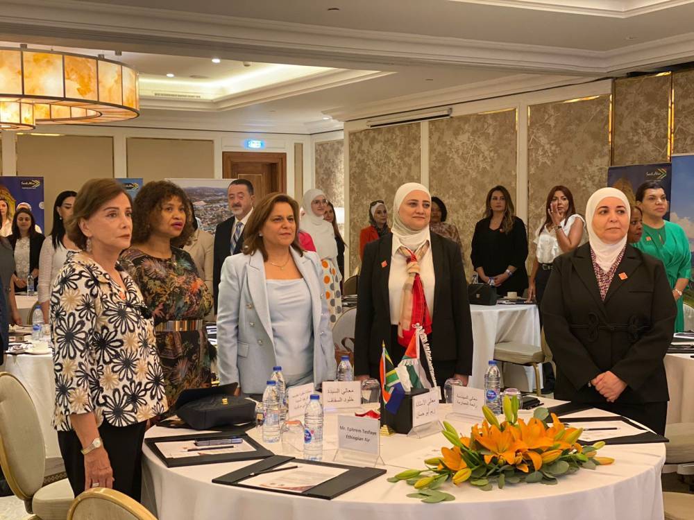 السقاف ترعى فعاليات الندوة الحوارية بعنوان:  سبل الاستثمار بين سيدات الأعمال من جنوب أفريقيا وسيدات أعمال من الأردن 