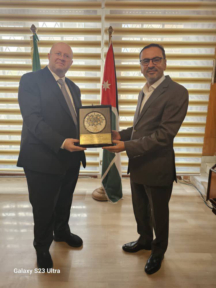 المركز العربي الطبي يشارك في المؤتمر الدولي الأول للسياحة العلاجية الذي عقد في الجزائر واختتم اعماله الخميس الماضي 