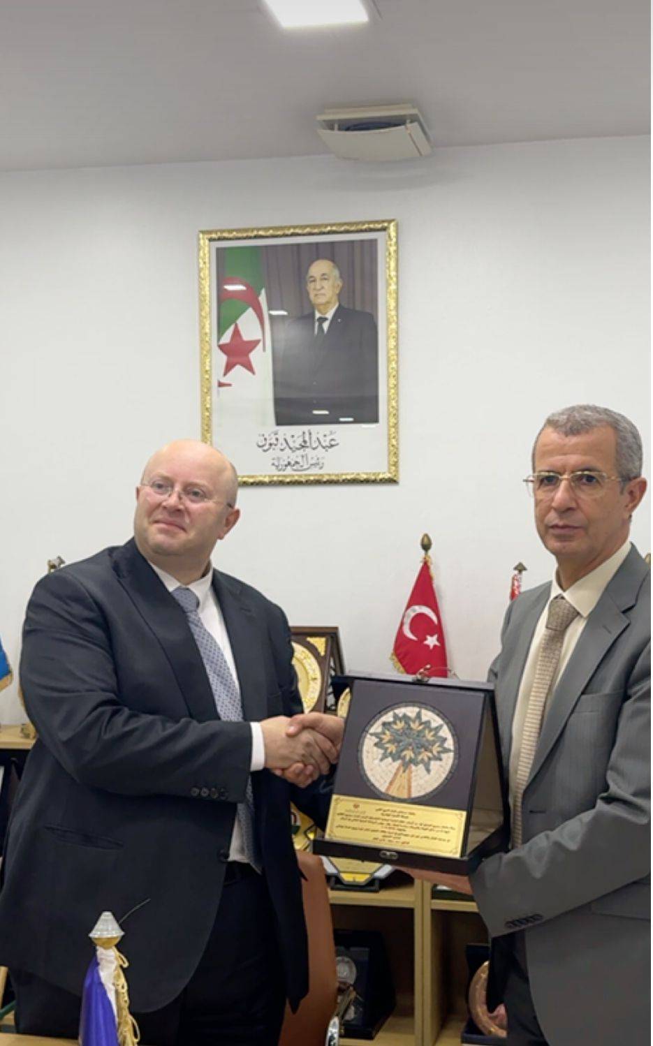 المركز العربي الطبي يشارك في المؤتمر الدولي الأول للسياحة العلاجية الذي عقد في الجزائر واختتم اعماله الخميس الماضي 