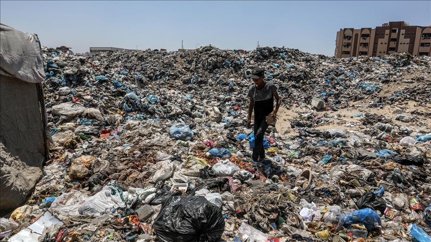 عام على إبادة الإنسان والبيئة ..  سلطة جودة البيئة تسلط الضوء على الآثار البيئية للعدوان الإسرائيلي على غزة