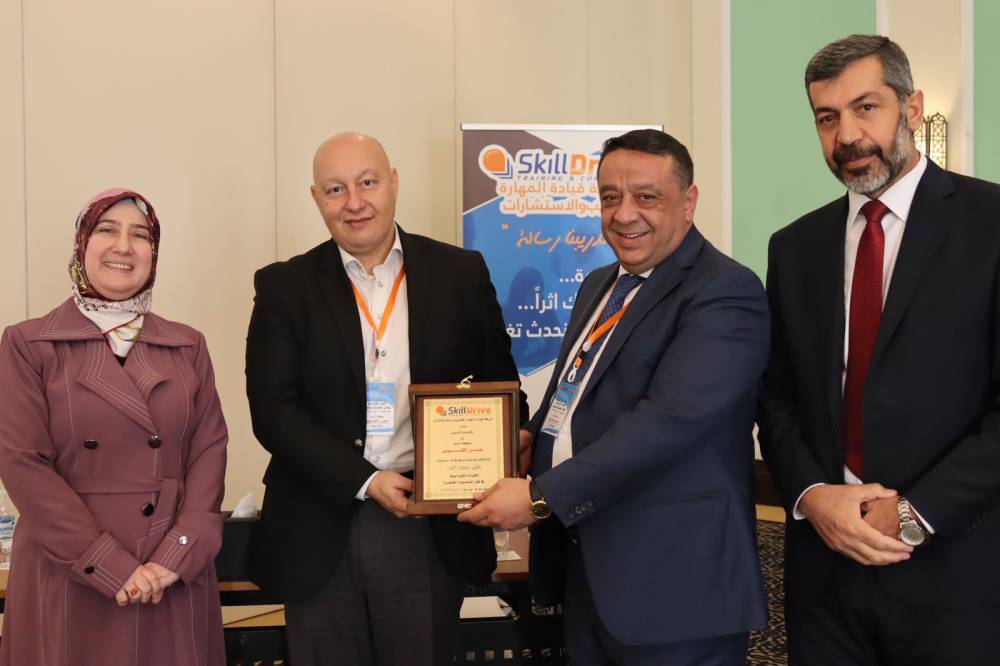 الداوود : الادارة الاردنية تاريخ عريق ومؤسسات راسخة يحكمها دستور  وتشريعات