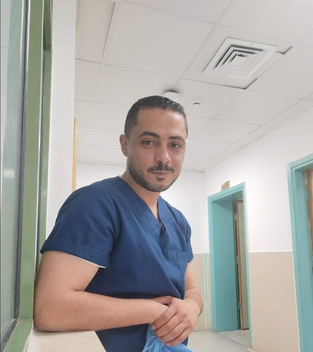 البريزات طبيب العظام البارع  والمتميز