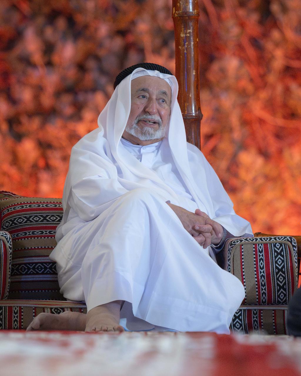 حاكم الشارقة يشهد انطلاق فعاليات الدورة الثامنة من مهرجان المسرح الصحراوي