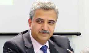 الحد الأدنى للأجور ... ما له وما عليه