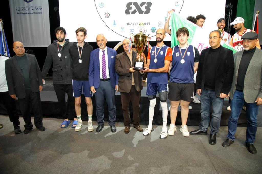 د.الحوراني يتوج الفائزين ببطولة الجامعات الأردنية لكرة السلة .. صور