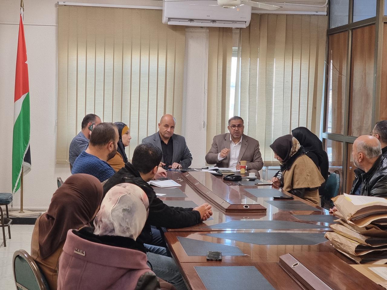 الحباشنة يجتمع بمنسقي و رؤساء قاعات الامتحان للدورة التكميلية 2024 لامتحان الثانوية العامة