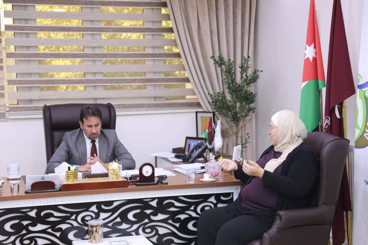 الحد الأدنى للأجور ... ما له وما عليه