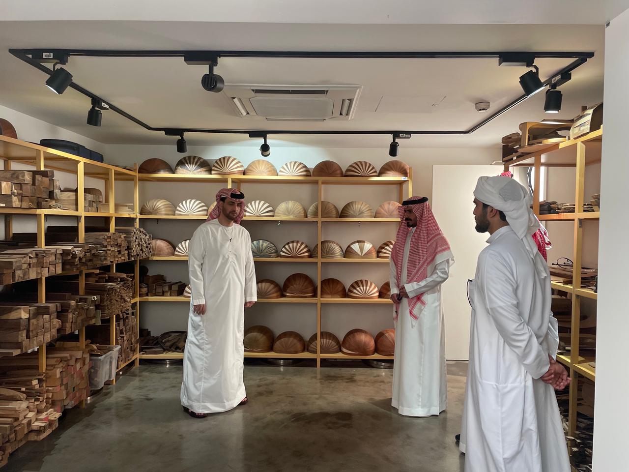 مشتركو «المنكوس» في ضيافة بيت العود العربي بأبوظبي