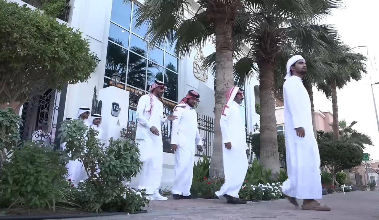 مشتركو «المنكوس» في ضيافة بيت العود العربي بأبوظبي