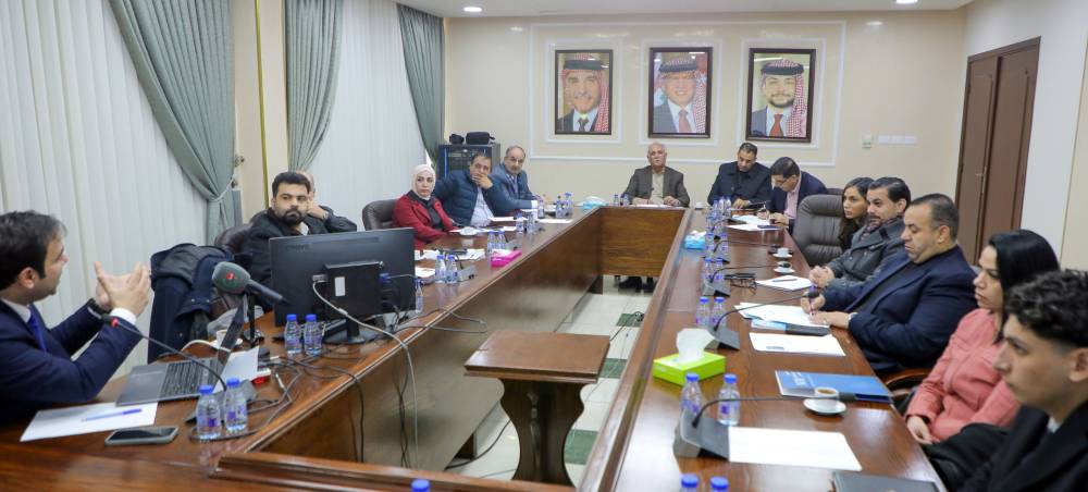 تقدم النيابية  تلتقي خبراء اقتصاديين لمناقشة الموازنة العامة