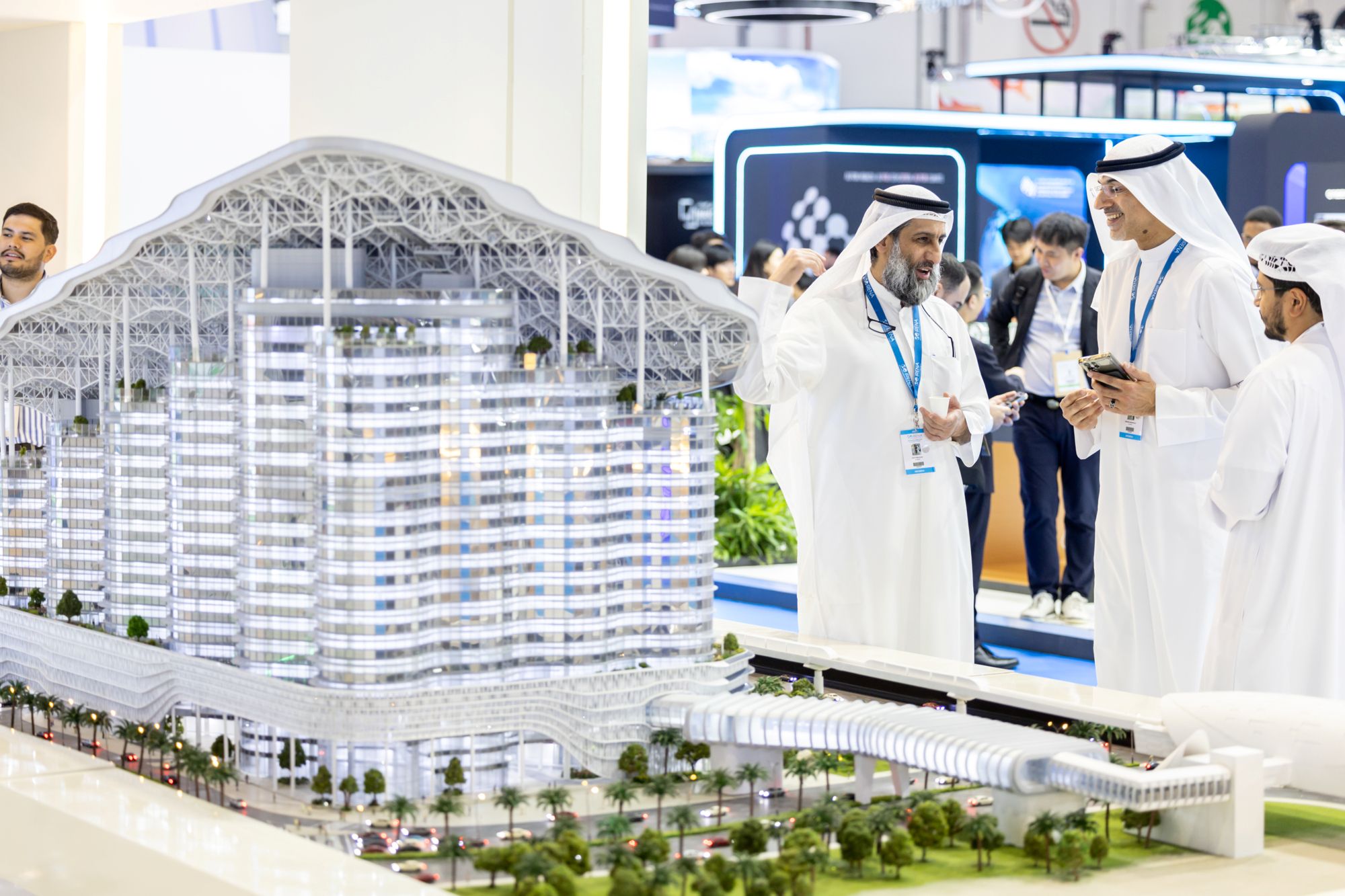 القمة العالمية لطاقة المستقبل 2025 تسلط الضوء على ريادة الشرق الأوسط في مجال المدن  المستدامة