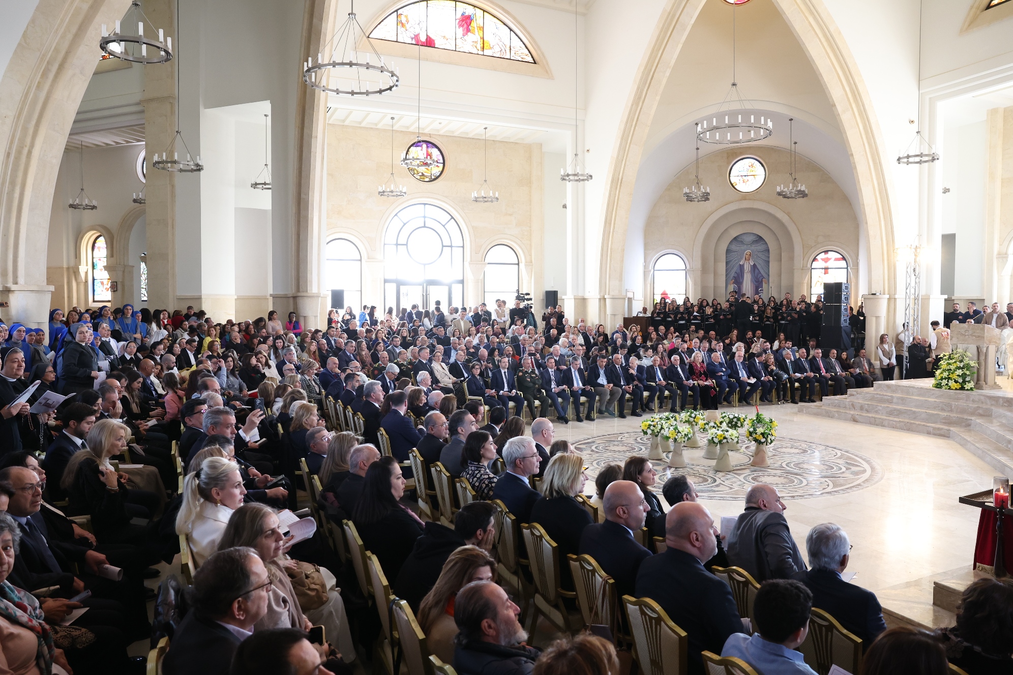 بحضور مندوب جلالة الملك، ومبعوث قداسة البابا..  الاحتفال بتدشين كنيسة معموديّة السيّد المسيح