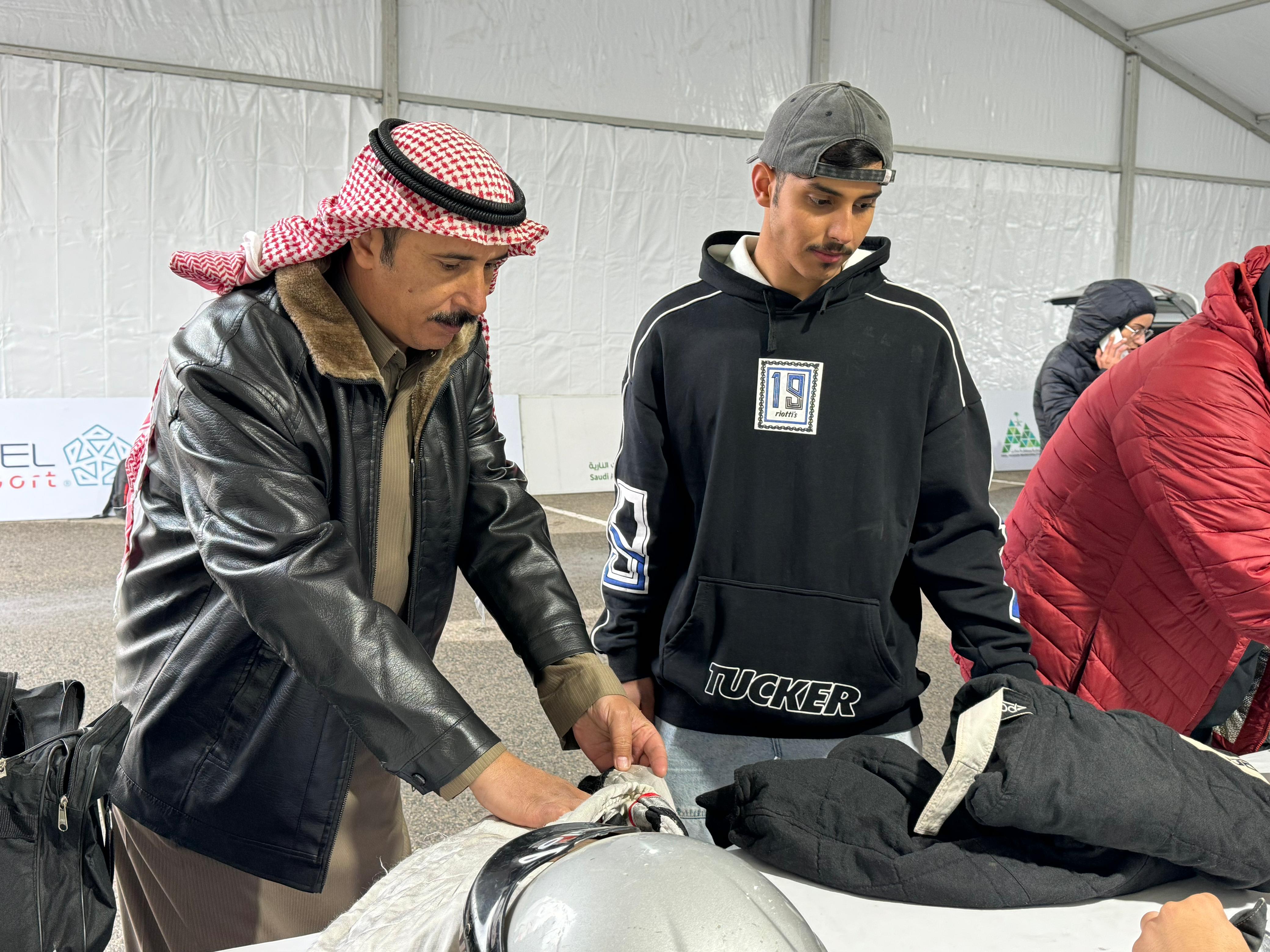 أصغر ملاح: جاهزة للمنافسة في رالي حائل تويوتا الدولي مع والدي