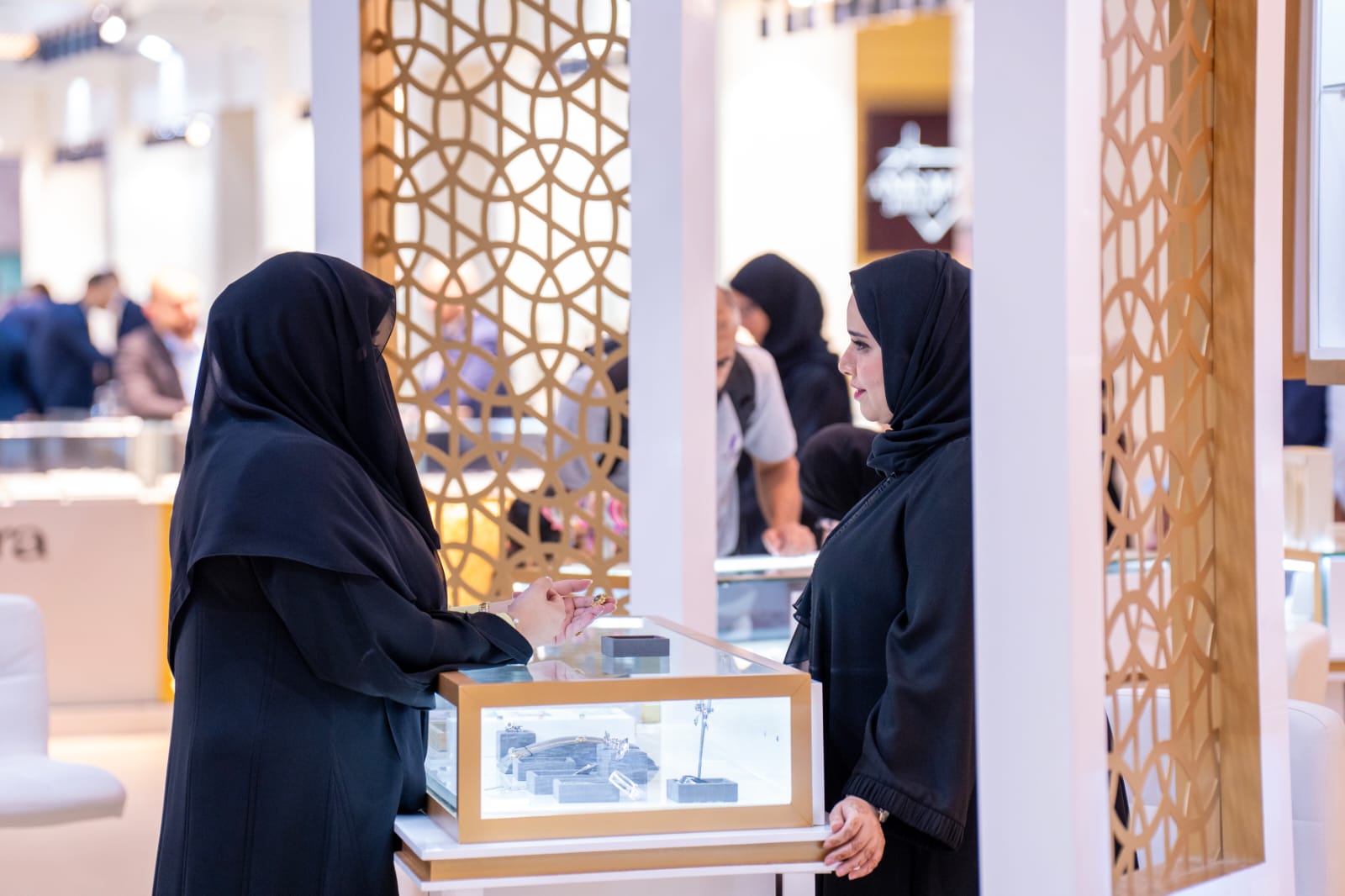 جواهر الإمارات 2025 ينطلق غداً في إكسبو الشارقة بمشاركة 160 عارضًا و500 علامة تجارية محلية وعالمية     