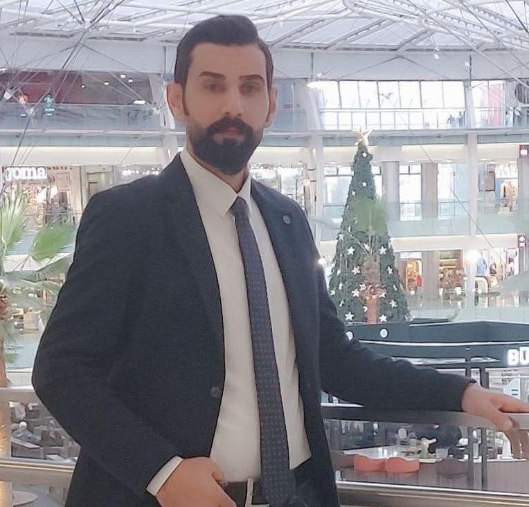 الدكتور عبدالله سليمان خزاعلة يكتب : نقف صفًا واحدًا خلف جلالته
